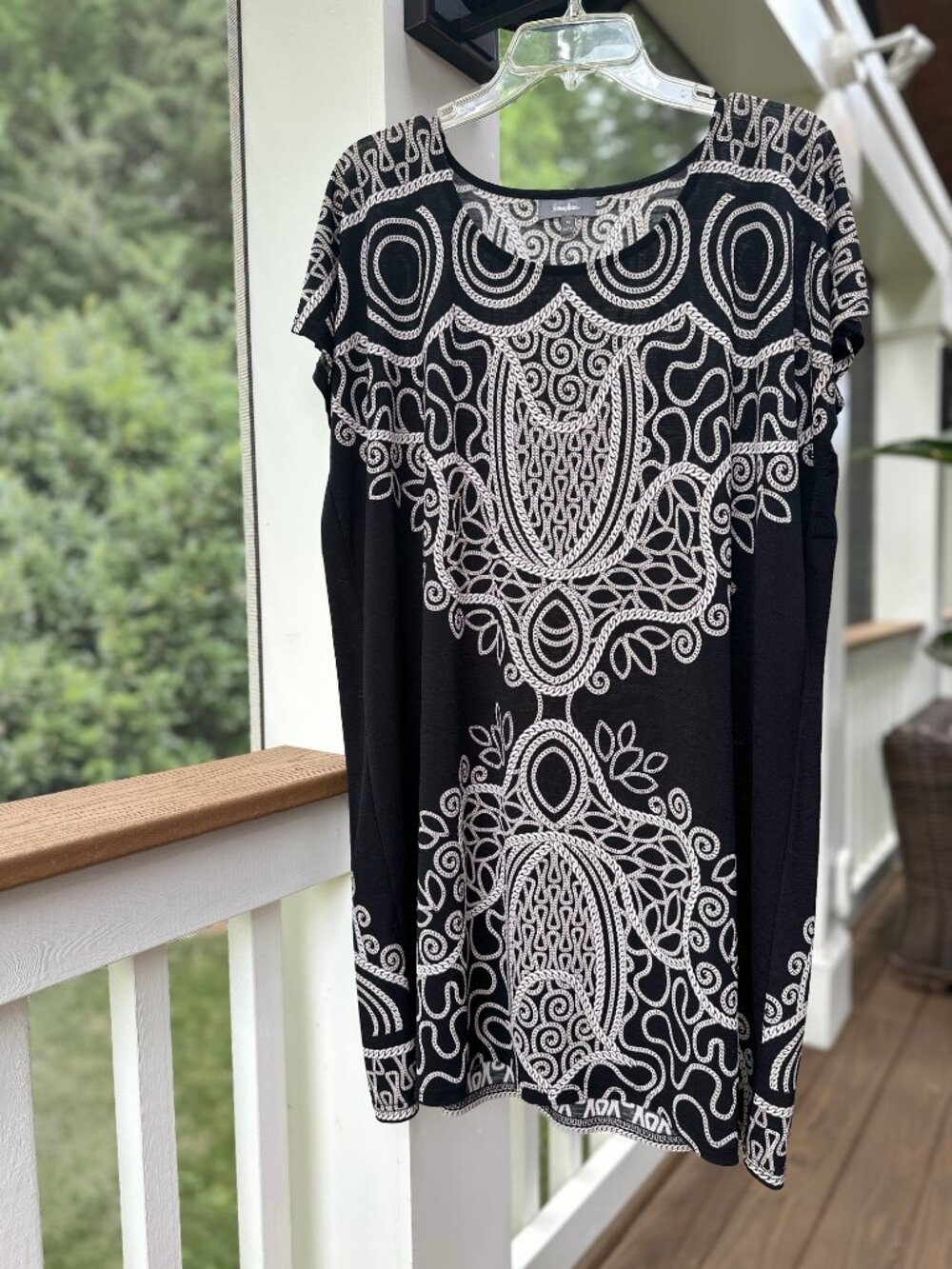 Neiman Marcus Beach Kaftan Tunic Dress Resort Coverup Black White Chainlink Sz M